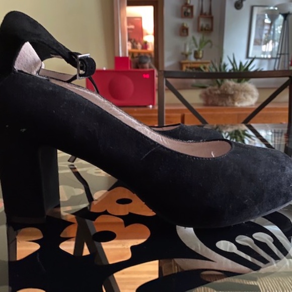 SACHA LONDON BLACK PUMPS - Picture 1 of 5